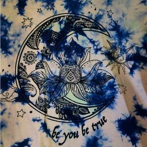 No Boundaries “Be you, Be true” Blue and white Tie-Dye Long sleeve crop top